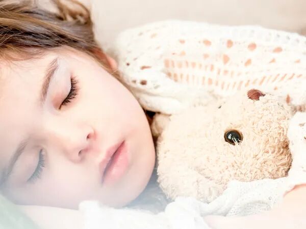 Énurésie nocturne : comprendre le message du corps